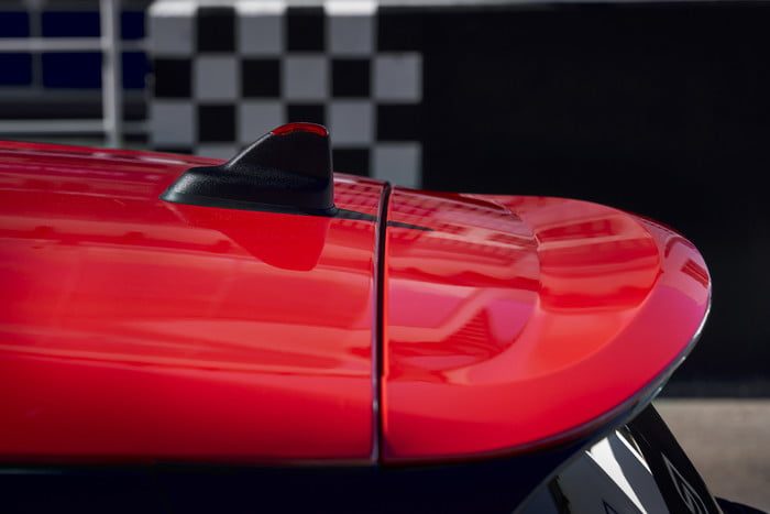 mini clubman countryman john cooper works jcw 515 7 700x467 c