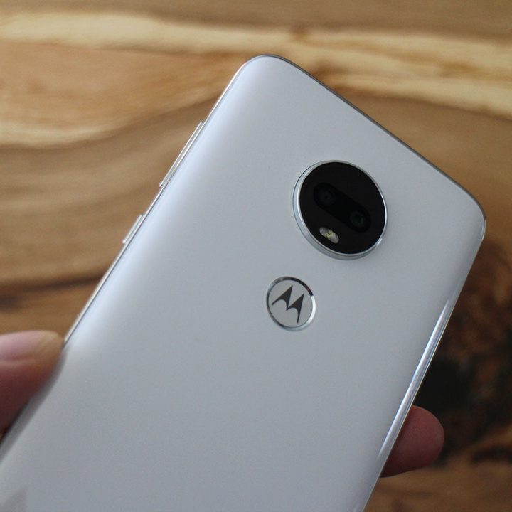 Motorola One Vision vs. Moto G7