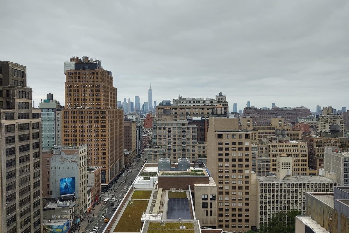 revision moto z4 ho camera sample hdr 1 1200x800 c