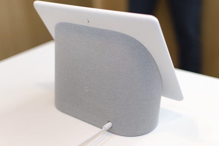 Google Nest Hub Max vs. Amazon Echo Show