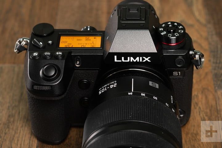 Panasonic Lumix S1 vs. Canon EOS R