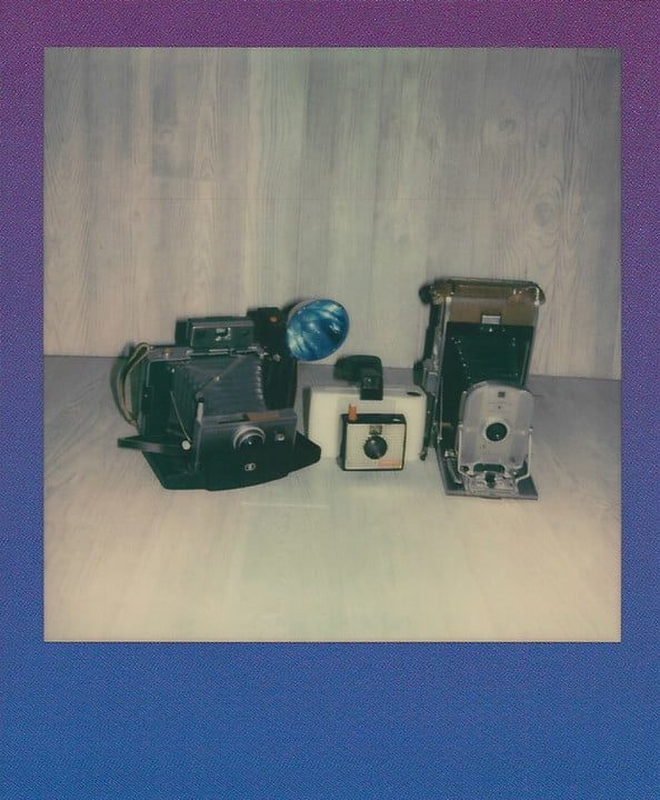 revision polaroid onestep 2 review indoors 720x720