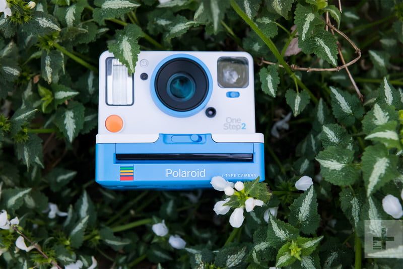 revision polaroid onestep 2 onesteup 5 800x534 c