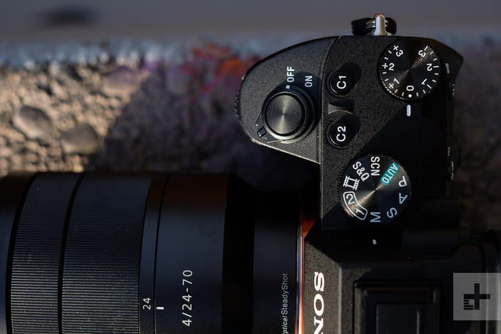 sony a7 iii vs panasonic lumix s1 review 112 720x720
