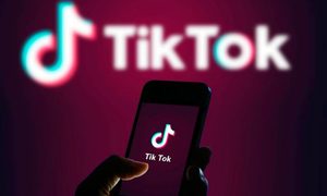 telefono tiktok para videos cortos