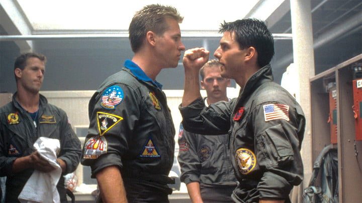 Tom Cruise junto a Val Kilmer en Top Gun