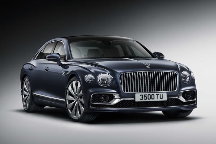 bentley flying spur 2020 02 700x467 c