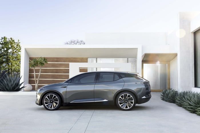 byton m byte suv electrica 2019 005 700x467 c