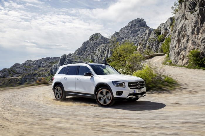 mercedes benz glb 2020 x247 2019 2 700x467 c