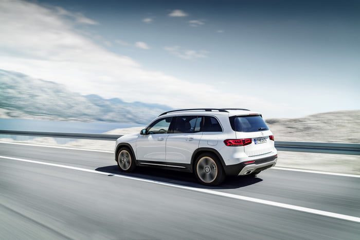 mercedes benz glb 2020 x247 2019 5 700x467 c