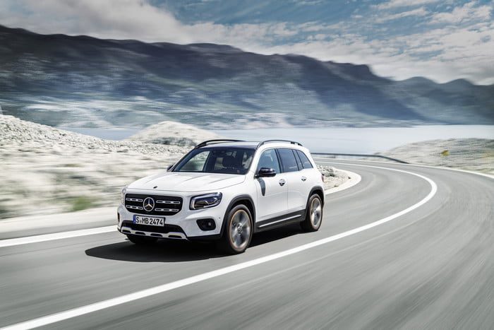 mercedes benz glb 2020 x247 2019 700x467 c