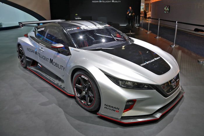 nissan leaf electrico rendimiento gt r rg ces concept 2 700x467 c