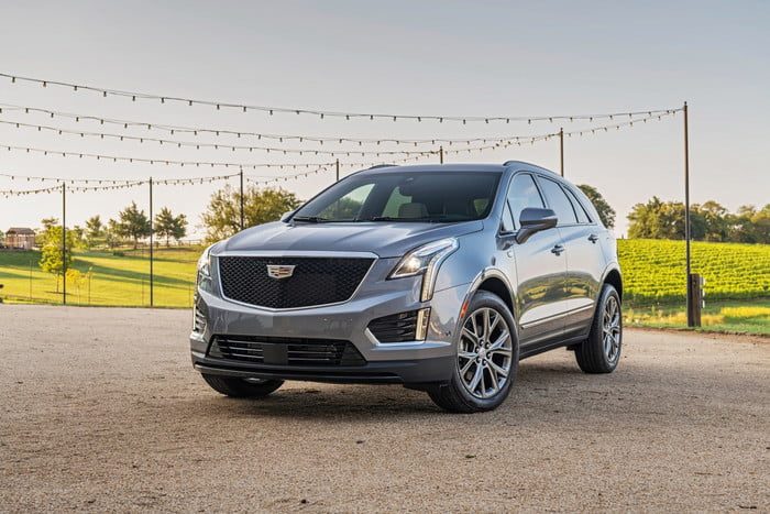 cadillac xt5 2020 sport 700x467 c