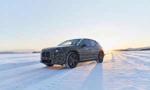 bmw i5 inext electrico proto 1 700x467 c