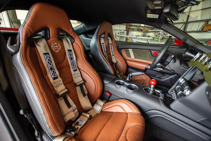 ford mustang p 51 old crow gt 9 700x467 c