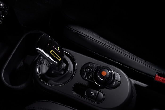 mini cooper electrico se 2020 p90357976 highres the new 700x467 c