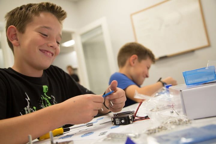 mejores kits de robótica y robots para niños