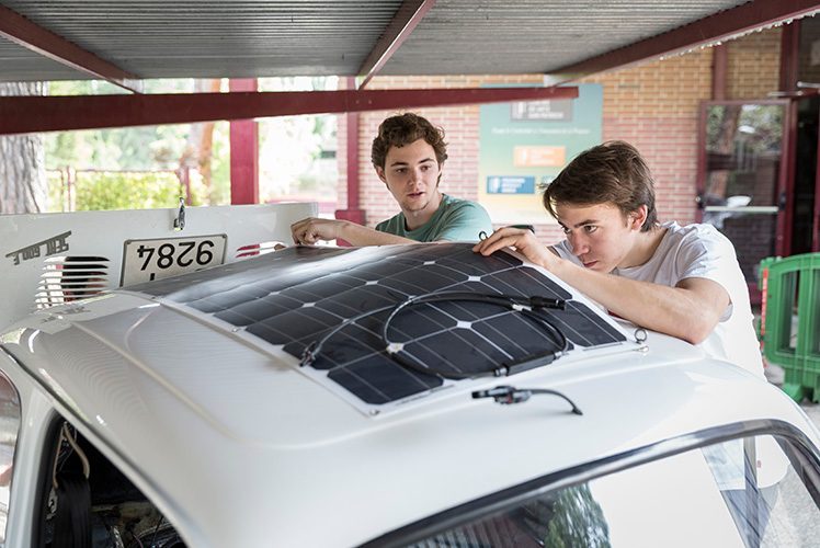 proyecto seat 600 electrico singlephoto 1 resizeviewport 1200 filereferenceoriginal  2