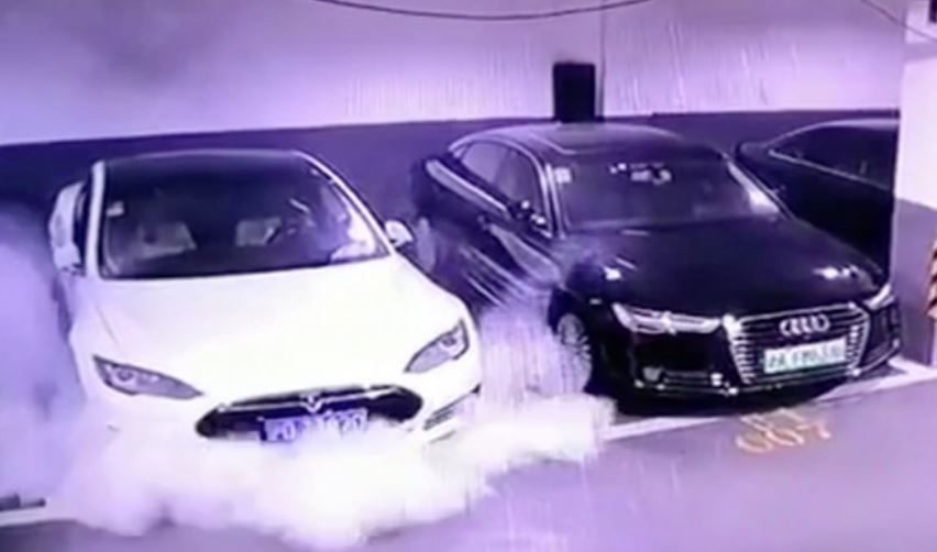 tesla model s explosion bateria