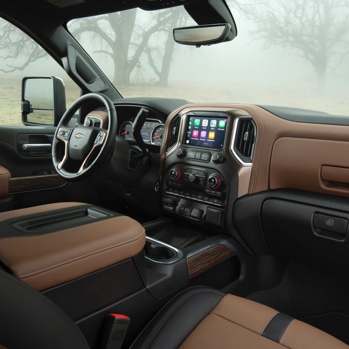 Chevrolet Silverado 1500 vs. GMC Sierra 1500