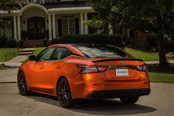 nissan maxima 2020 11 source 600x400 c