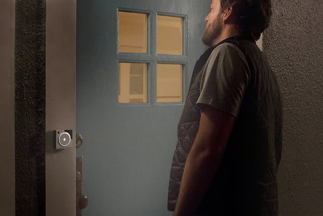 La visión nocturna es una de las diferencias entre el August Doorbell Cam Pro 2 vs. Ring Doorbell 2.