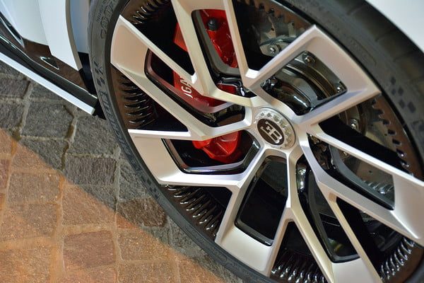 bugatti centodieci dt 6 600x400 c