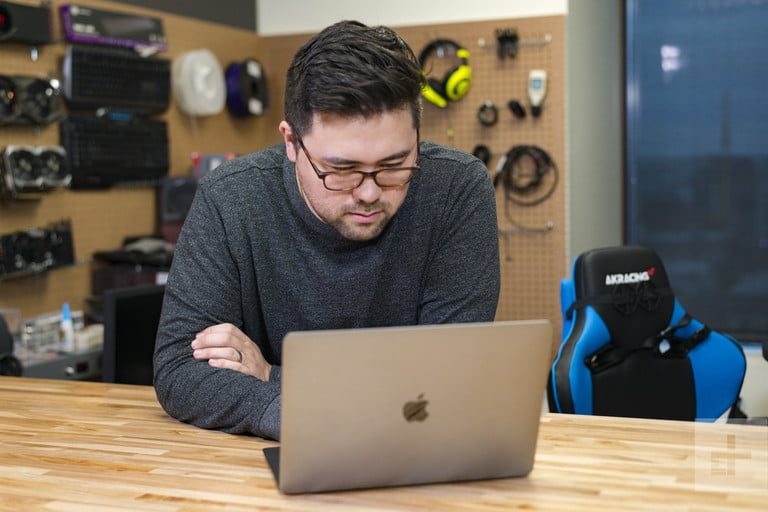 Problemas con el cargador MacBook Pro