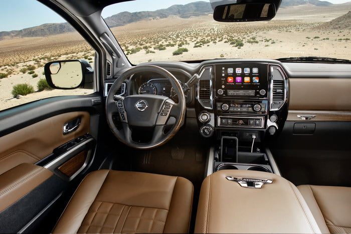nissan titan 2020 platinum reserve 8 700x467 c