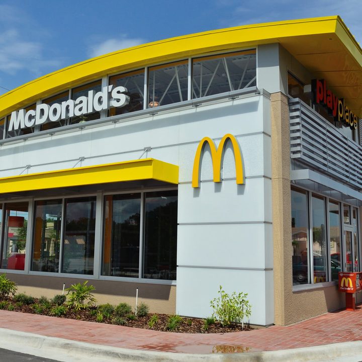 Cómo trabajar en McDonald's usando tu asistente de voz