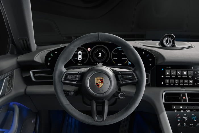 porsche taycan 4s 2020 11 700x467 c