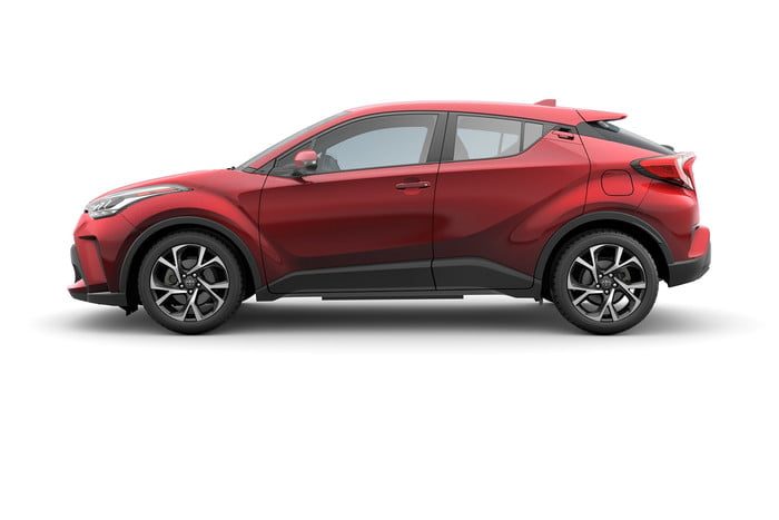 toyota c hr 2020 chr 01 700x467
