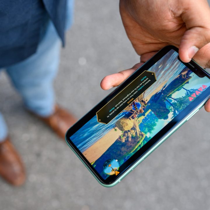 OnePlus 7T vs. iPhone 11