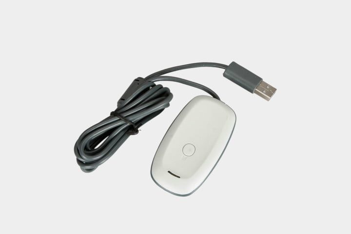 Imagen de un receptor inalámbrico para PC. Te contamos cómo conectar los controles del Xbox 360 a tu PC