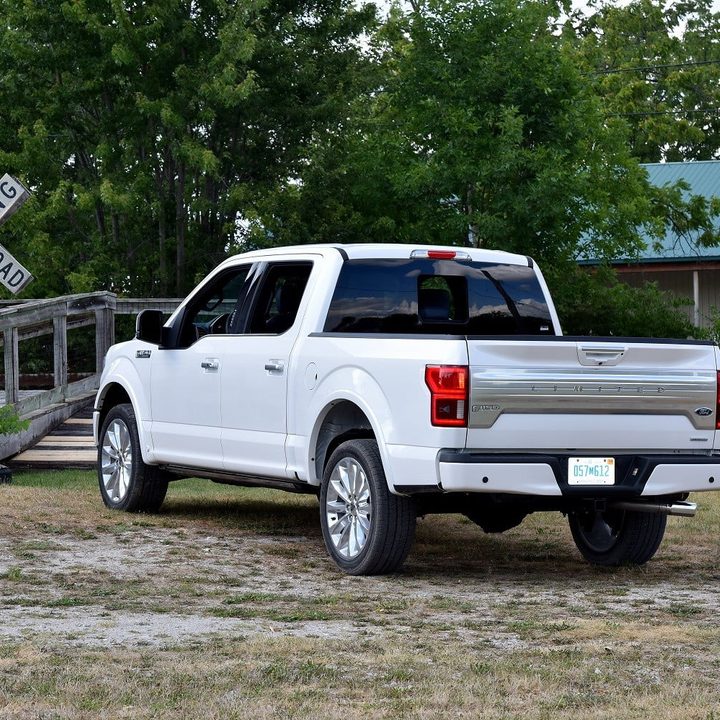 Tesla Cybertruck vs. Ford F-150