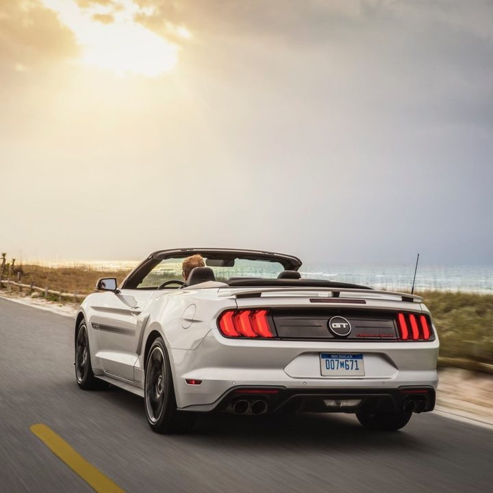ford mustang 2020 vs mach e 2021 2019 gt california special 3 1500x1000