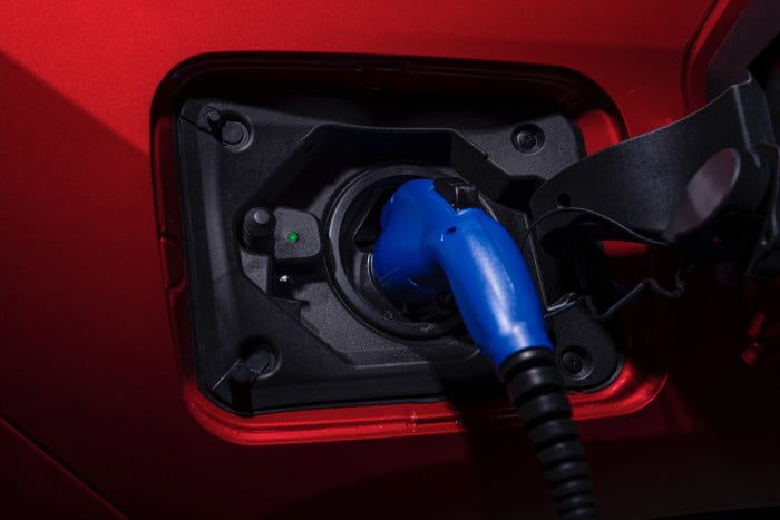 toyota rav4 prime 2021 exterior 18 700x467 c