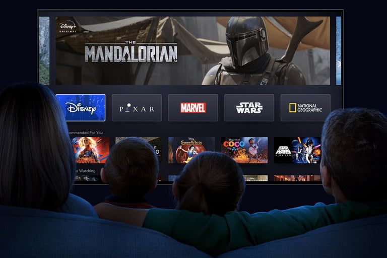 La experiencia de usuario en Apple TV Plus y Disney Plus es satisfactoria.