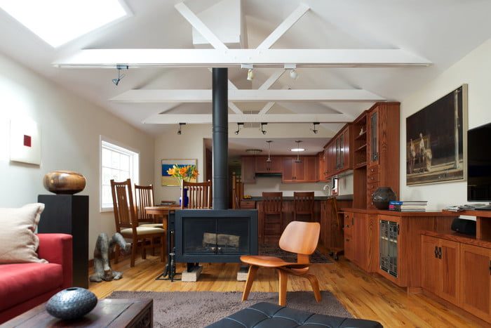 Fire Relief Cottage (Chicago, IL)