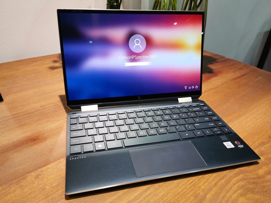 hp envy wood spectre x360 2019 4