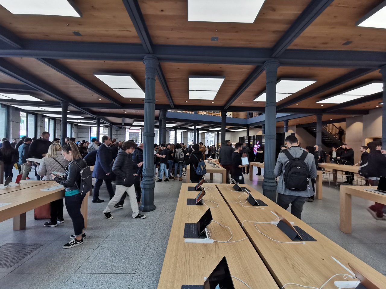 tienda apple madrid puerta del sol