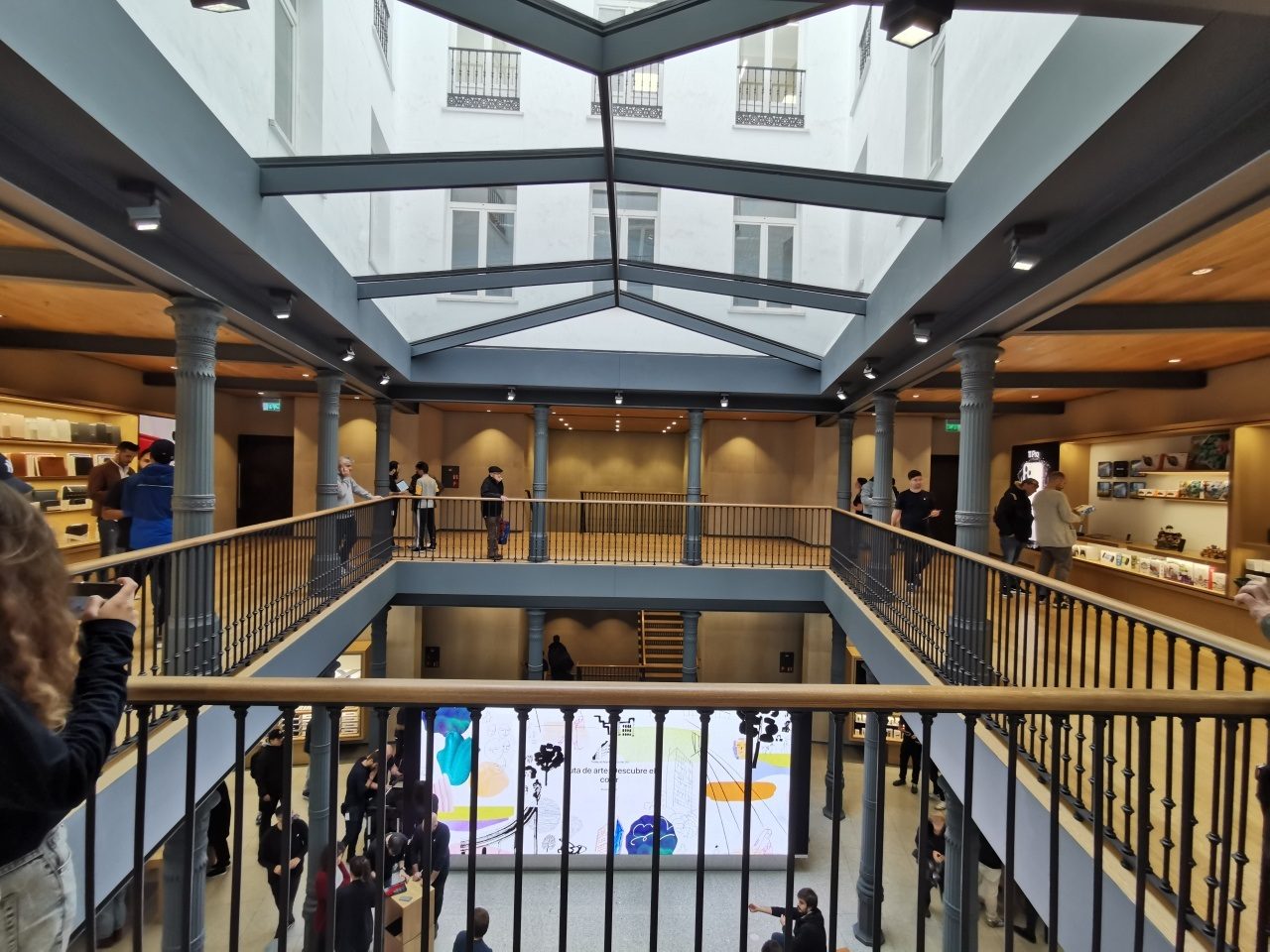 tienda apple madrid puerta del sol