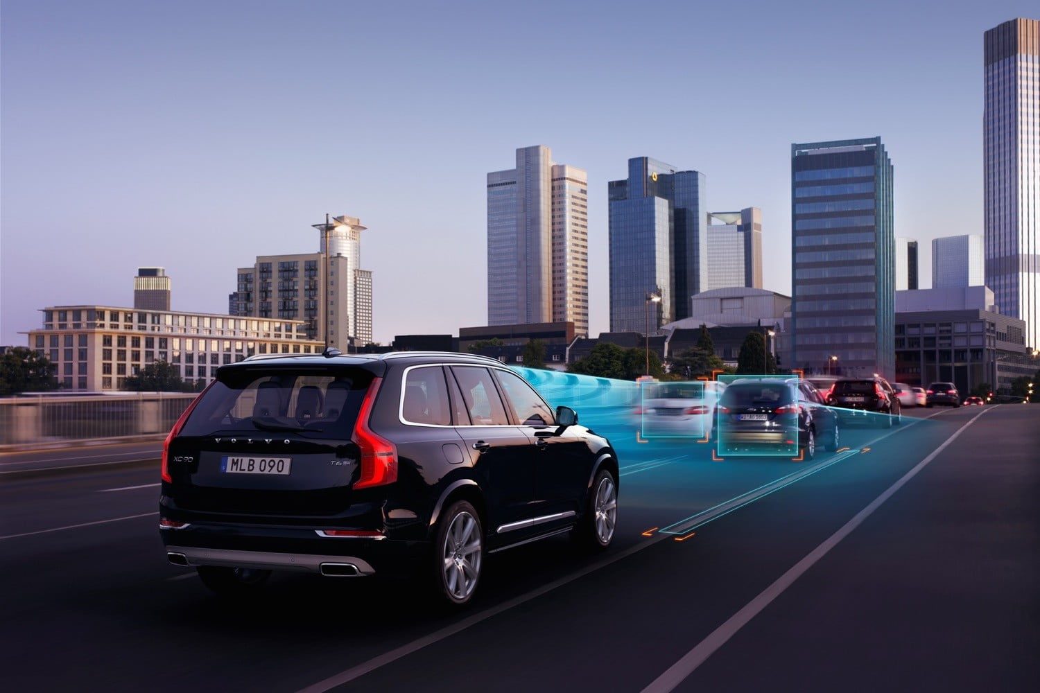 Cómo funciona el control de crucero adaptativo