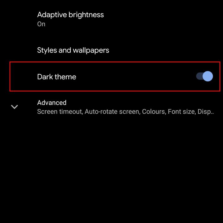 Captura del modo oscuro en Android 10, seleccionar Tema Oscuro