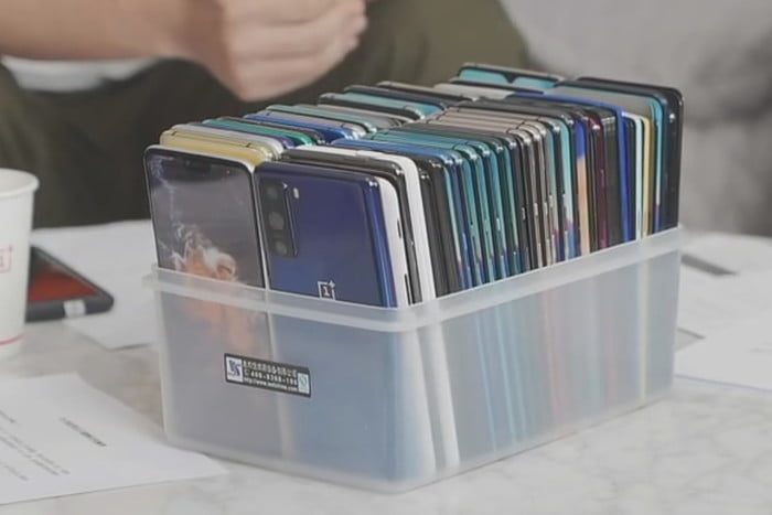 oneplus 8 lite dummy pictures angled 700x467 c