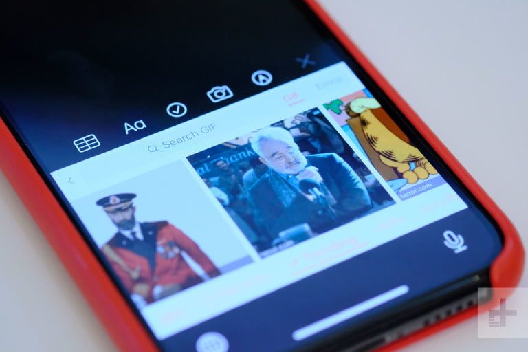 aplicación para insertar emojis, gifs y fotos en el teclado SwiftKey