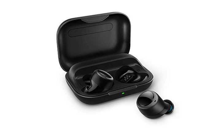 Detalle de los audífonos Amazon Echo Buds