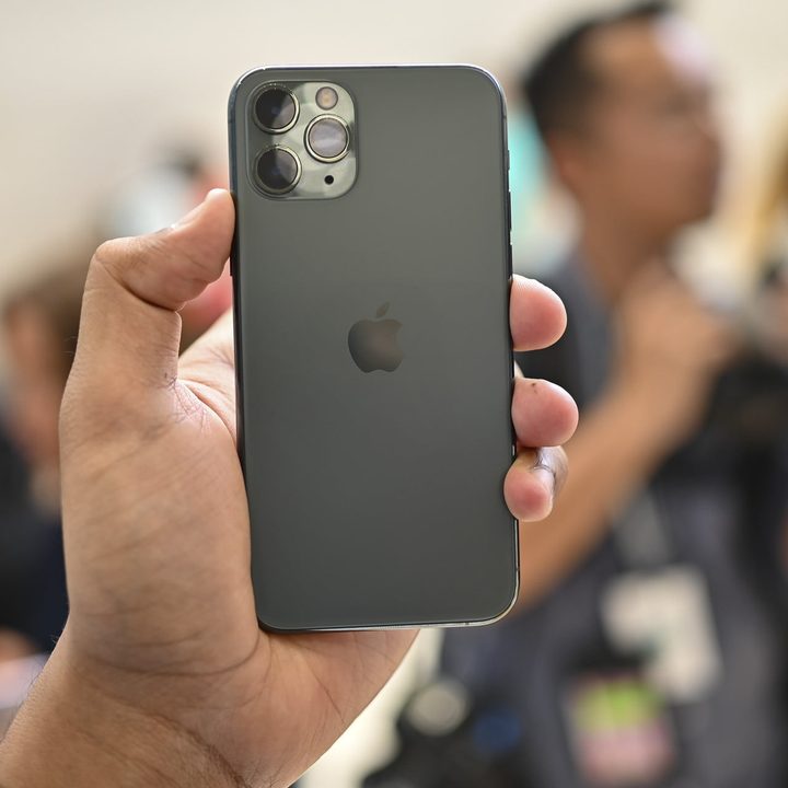 Parte posterior del iPhone 11 Pro