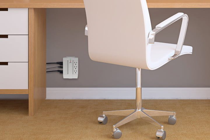 Globe Electric 7732001 6-Outlet