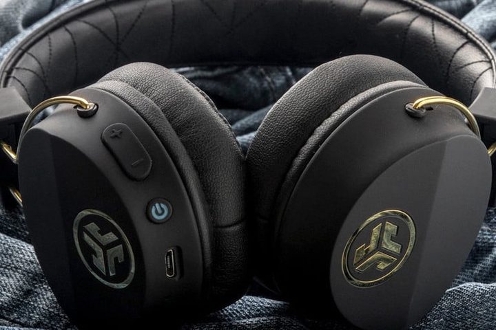 audifonos negros grandes